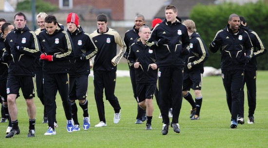 环足奖年度最佳女足球员候选：邦马蒂、普特利亚斯、凯莉在列（邦马蒂、普特利亚斯、凯莉入围环足奖年度最佳女足球员）