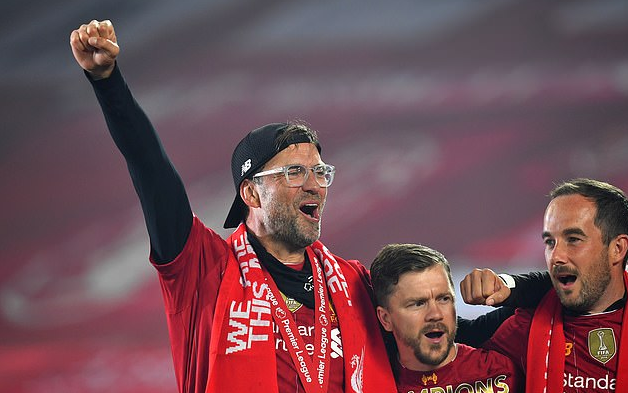 近10年欧冠场均进球榜：哈兰德1.02球第1，C罗第2，梅西第4（过去10年欧冠场均进球榜：哈兰德以1.02球领跑，C罗第2，梅西第4）