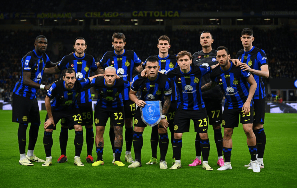 中超：武汉三镇2-0战胜上海申花（中超：武汉三镇2-0零封上海申花）