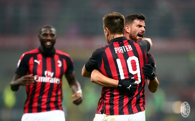 吾米提江：看到冠军奖杯，还是觉得一点也不累、一切都值得（吾米提江：捧起冠军奖杯那一刻，所有疲惫都不算，一切付出都值得）