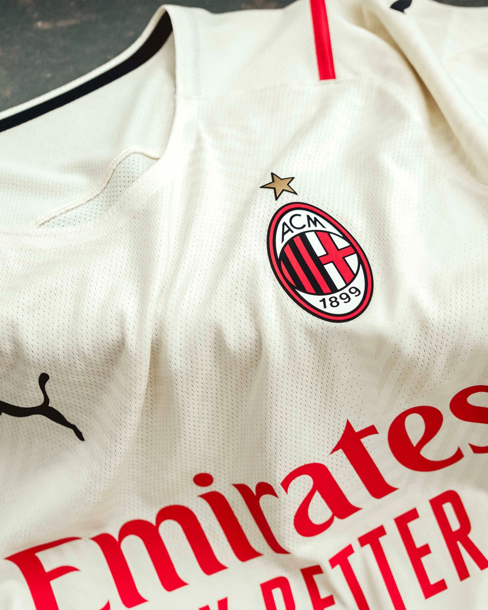 2025环足奖女足25人候选名单：邦马蒂领衔，凯利、鲁索在列（2025年环足奖女足25人候选名单出炉：邦马蒂领衔，凯利、鲁索入选）