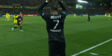 利物浦旧将博格：2001年是不可思议的，足总杯决赛欧文的速度惊人（利物浦名宿博格：2001年堪称奇迹，足总杯决赛欧文速度惊艳全场）